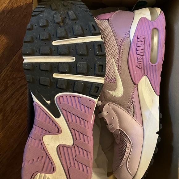 Nike Air Max Purple Women's Shoes - Picture 2 of 3